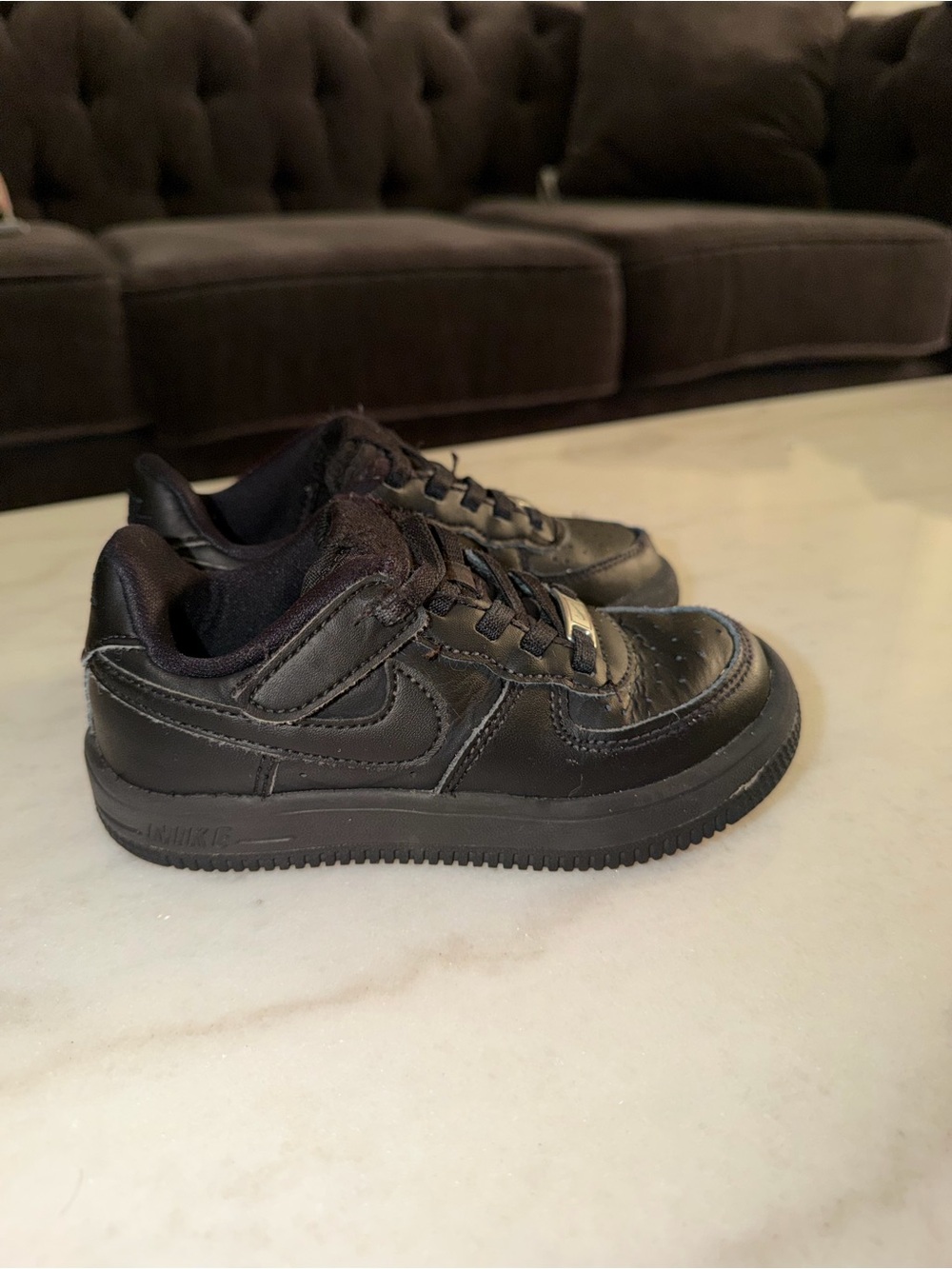 Nike Kids Black Low-Top Sneakers